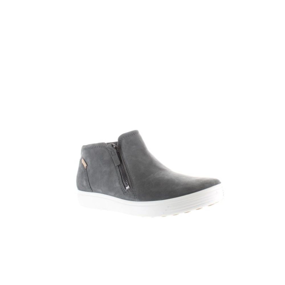 ECCO Womens Black Fashion Sneaker EUR 38 Medium (B, M)